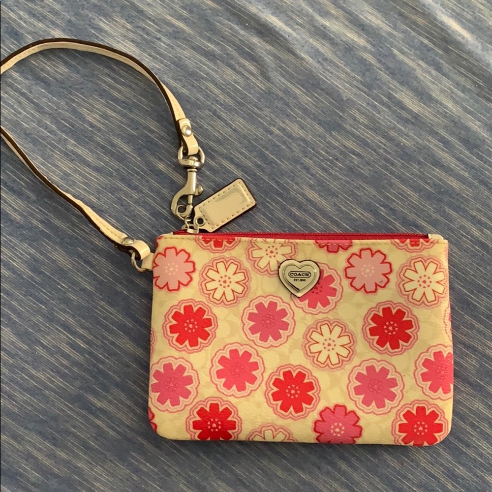 Coach wristlet small